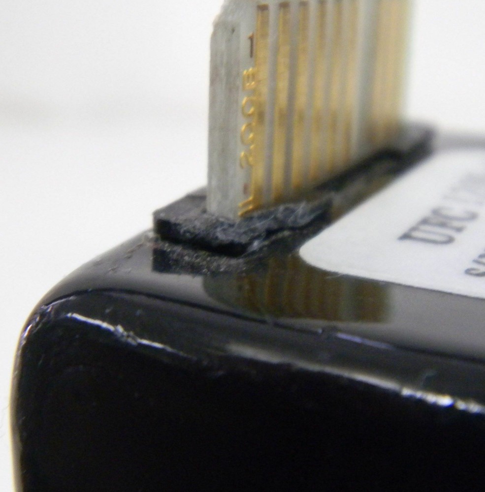 Unit UFC-1200A Mass Flow Controller, Gas- CL2, Range- 200 SCCM, Used