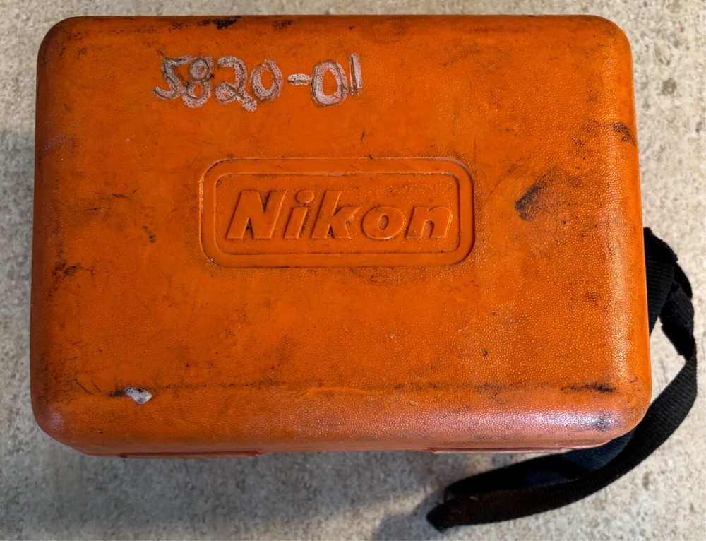 NIKON AX-1 Automatic Surveyor Level And Case