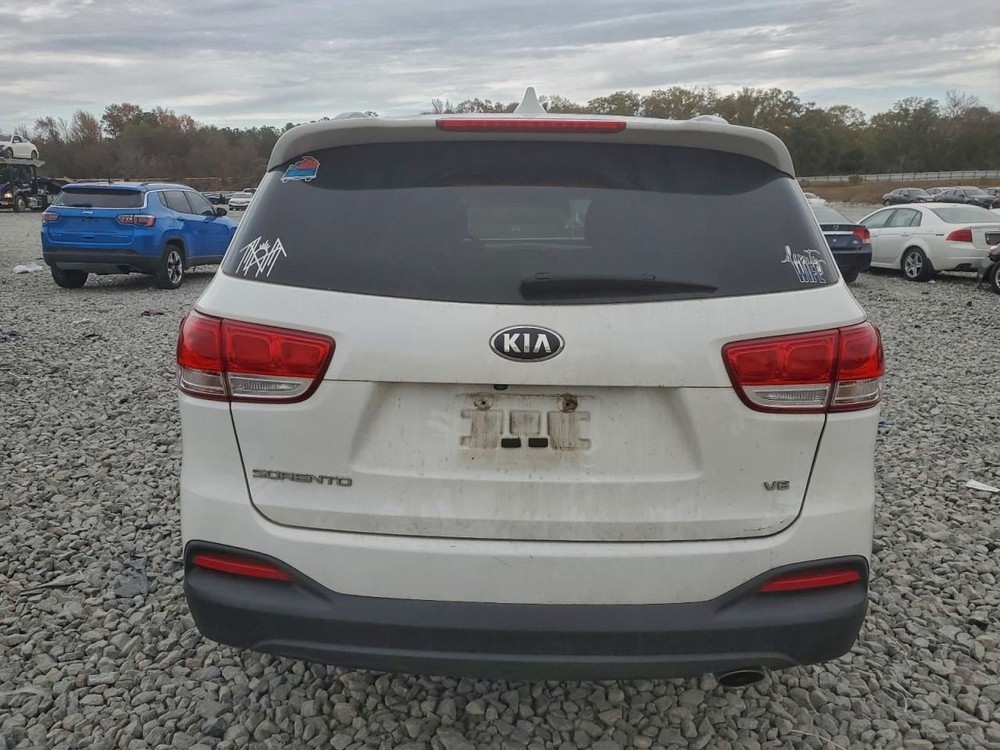SORENTO 2016 Glove Box 5007179