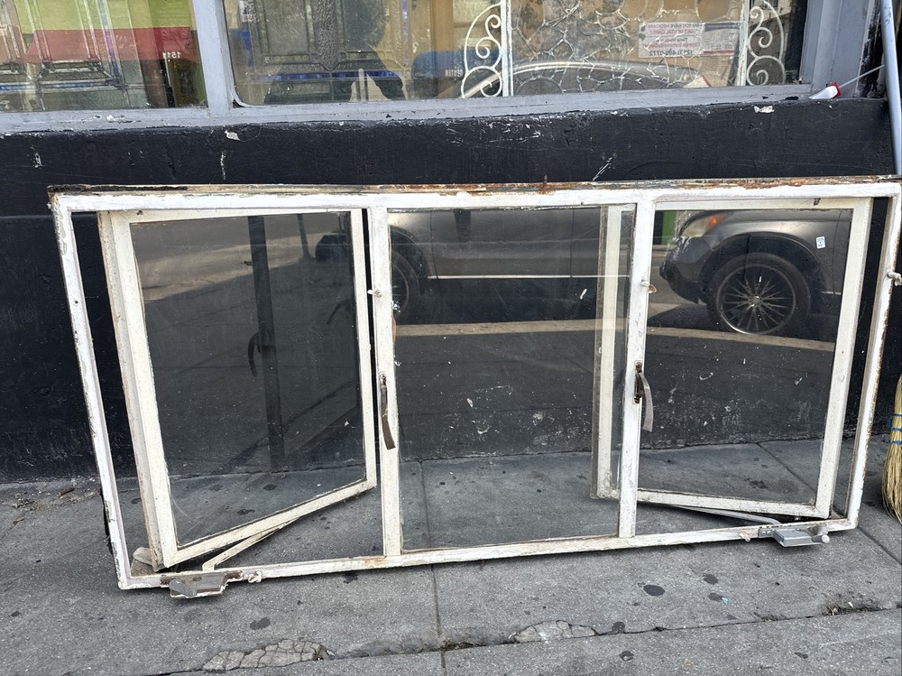 Metal Case window single pane glass 52x25