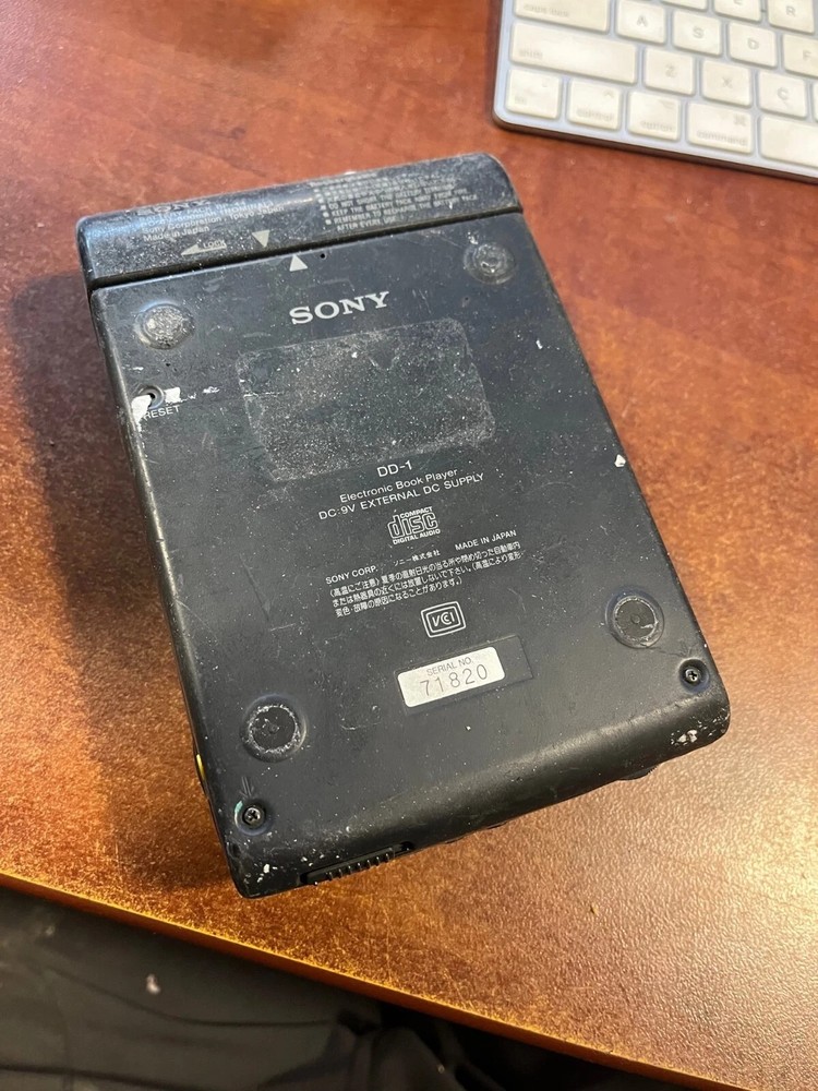 Sony DATA Discman DD-1. Made in JAPAN. UNTESTED! RARE UNIT!