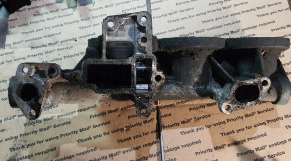 VOLVO D13 OIL FILTER BASE 20727251