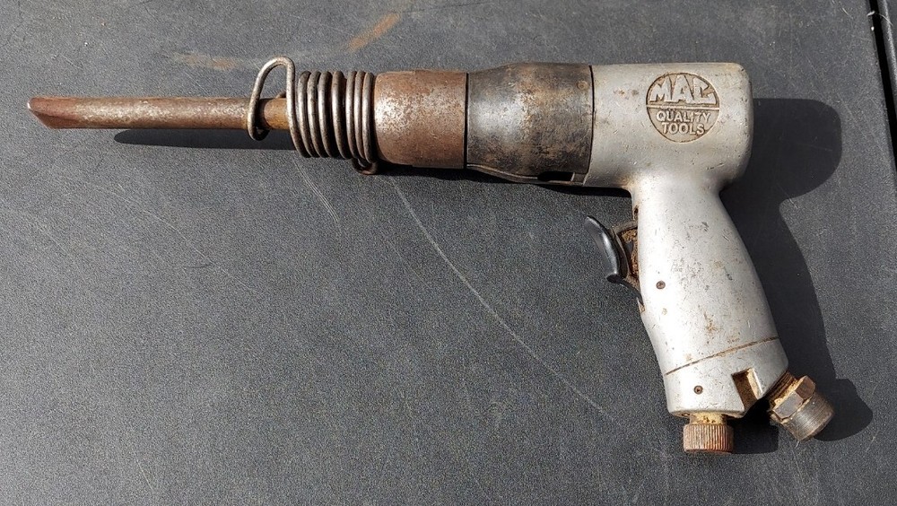 Mac Tools Pneumatic Air Chisel Air Hammer W/ 1 Bit
