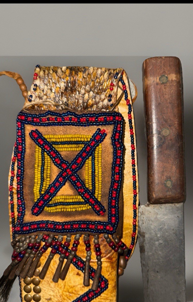 Vintage Native American Indian Leather Knife With Alligator Skin -pre-owned