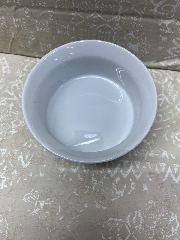 NEW Unmarked Fine white Bone Vegetable Dish