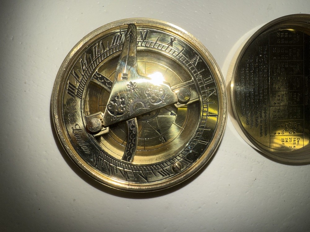 Sundial Antique Compass Decor Navigation With Leather Case