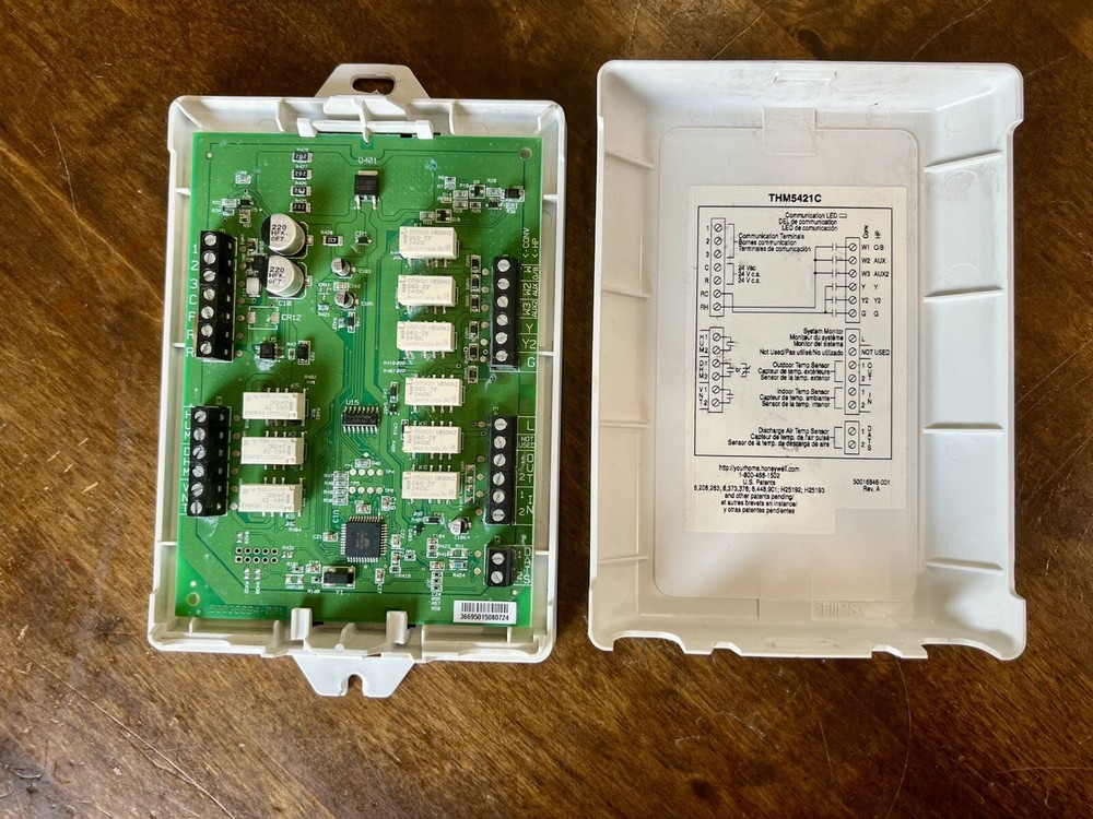 Equipment Interface Module THM5421C1008 Honeywell