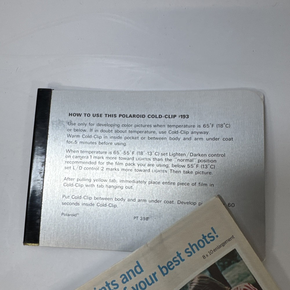 Vintage Polaroid 320 Automatic Land Camera Kit Case Flash Manuals Extra Clean