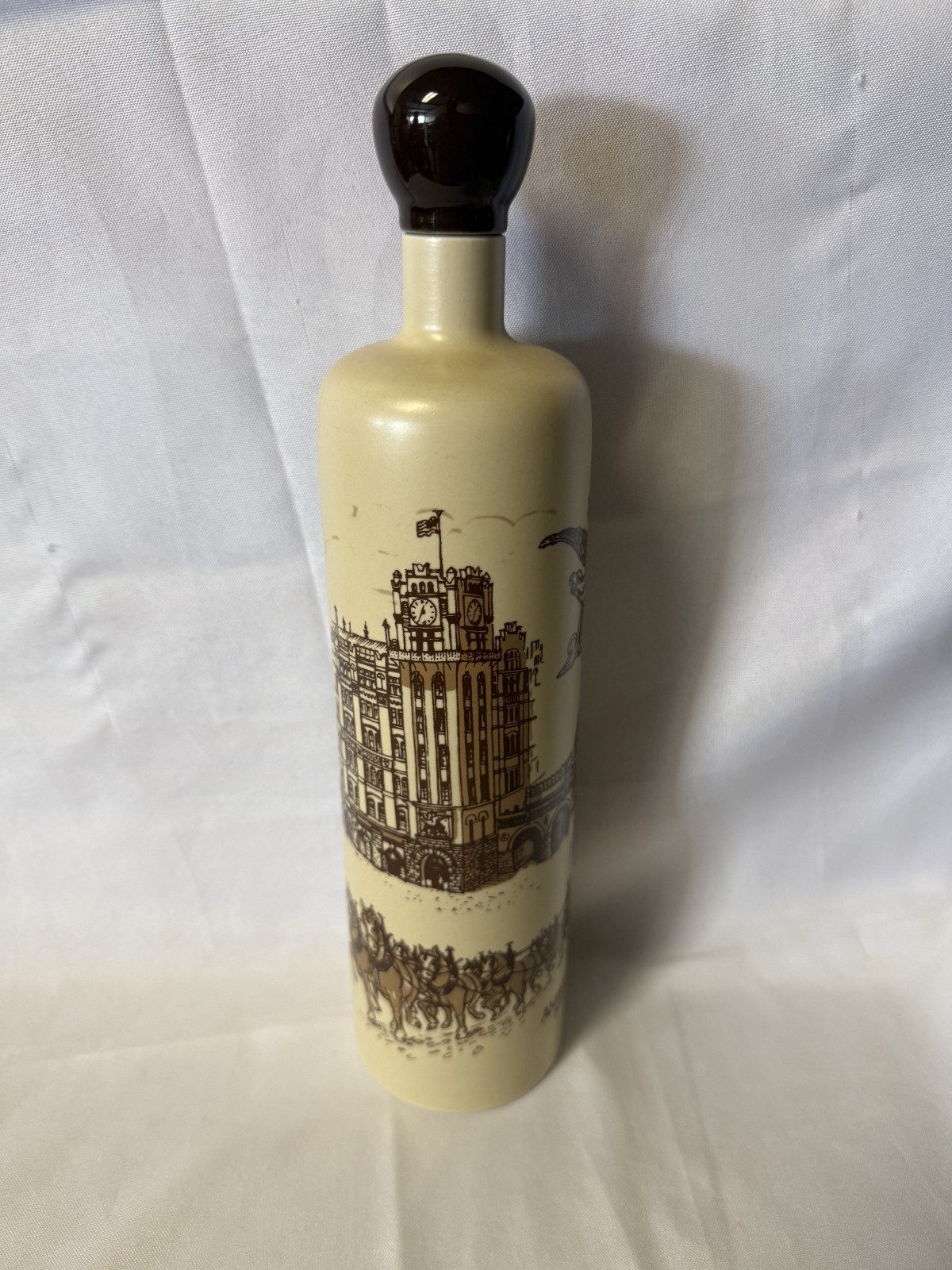 St. Louis Decanter Set CB38 Anheuser-Busch Collector's Club 2006