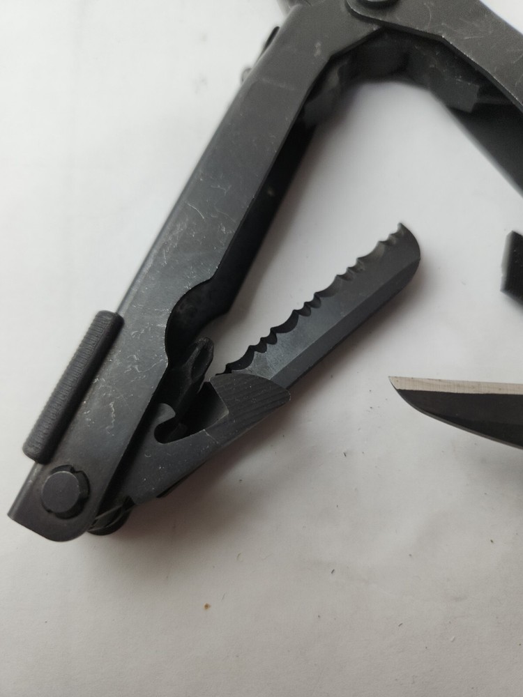GERBER Multi Tool Multi-Plier Black Oxide!!.