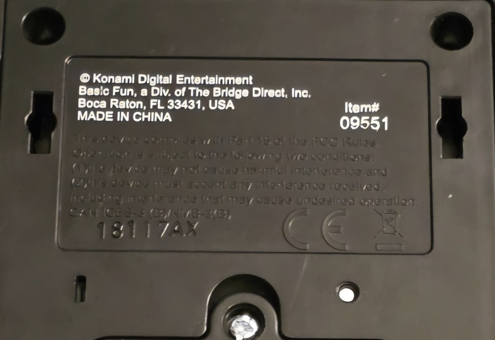 Three Mini Arcade Machines Basic Fun Centipede, Pac-Man Man, Frogger Works