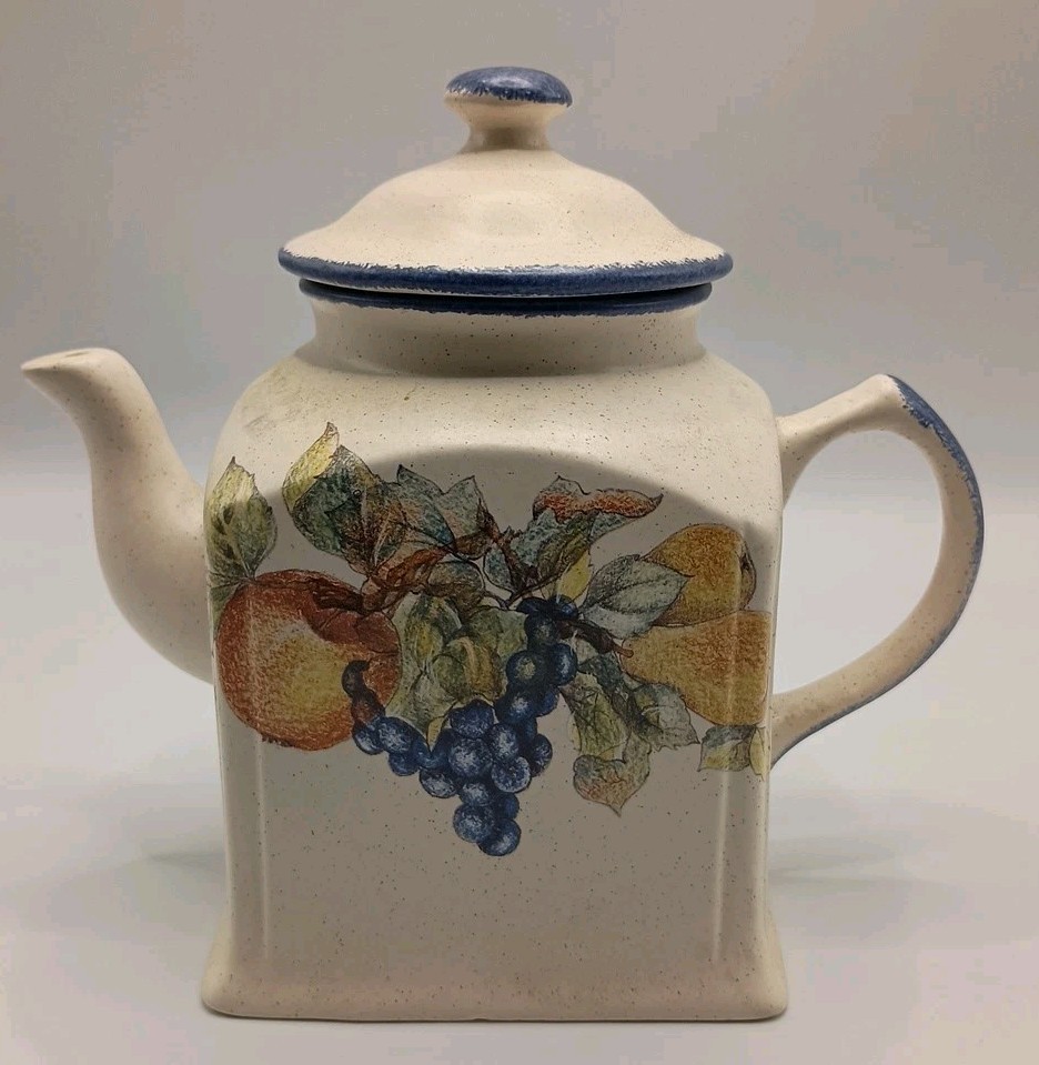 Fruit Teapot Beige Stonware Matte Finish