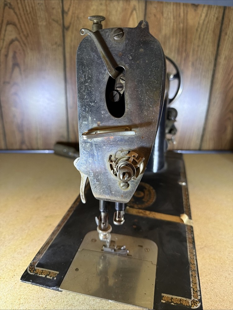 The Free Rotary Sewing Machine Circa 1925