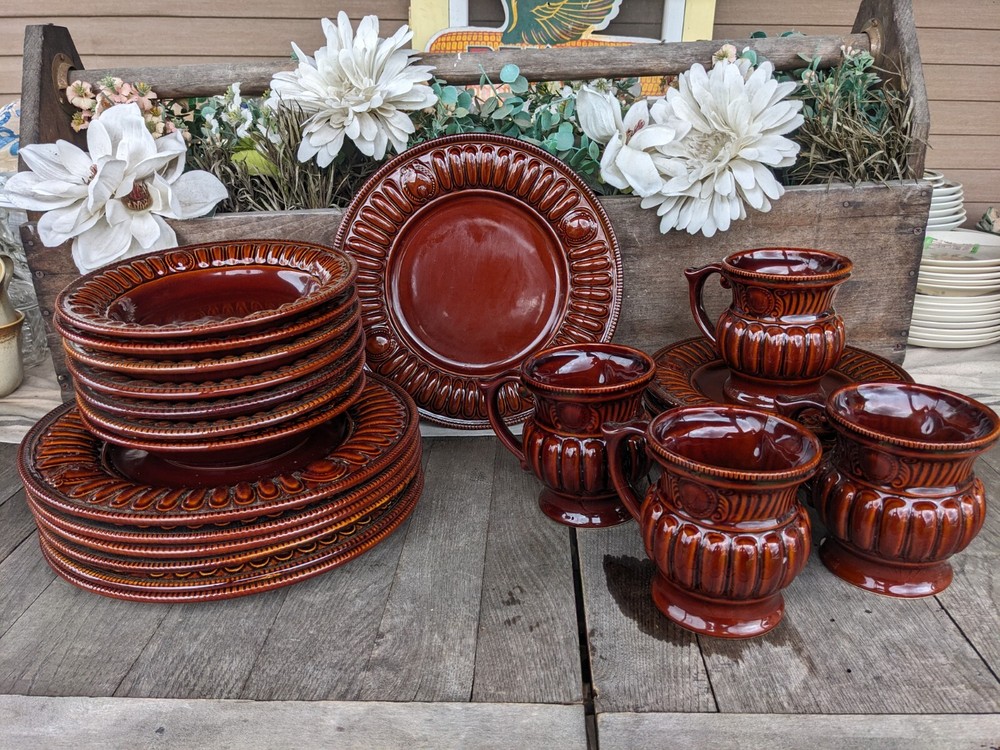 PFALTZGRAFF Palladium Chestnut Brown Miscellaneous Dinner Set