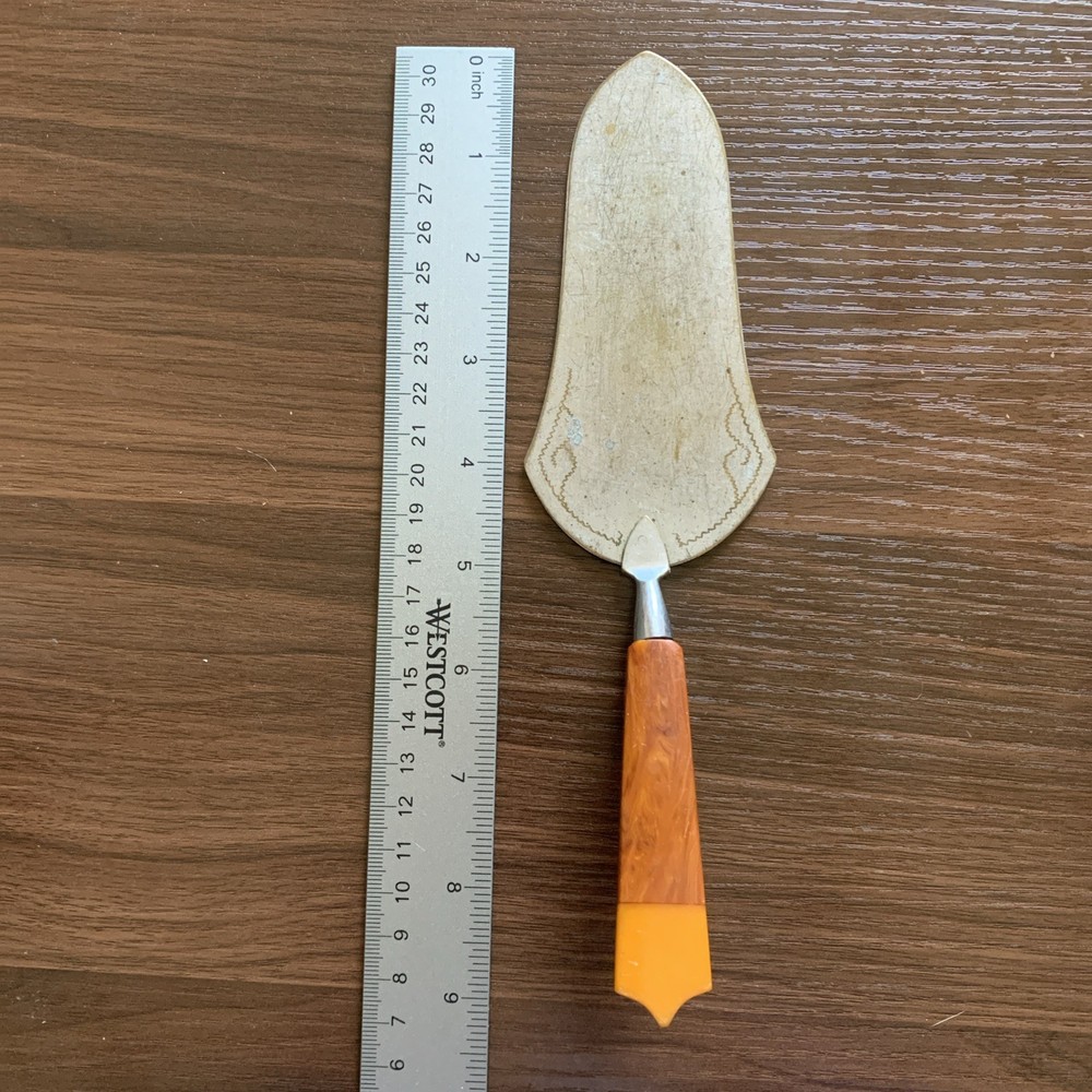 Vintage Bakelite Designed Pie Cake Server