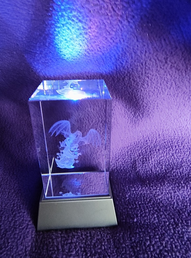 3D Laser Crystal Dragons Flying Engraved Keepsake With Silver Base