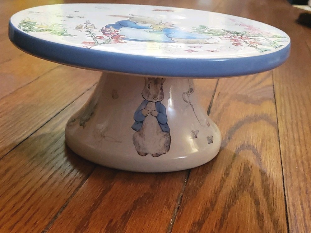Beatrix Potter Momma & Peter Rabbit Easter Dessert Pedestal Cake Stand 7"