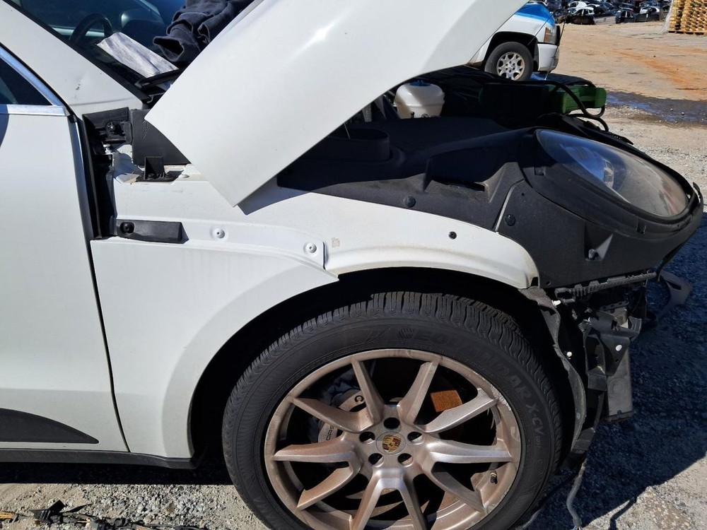 MACAN 2015 Glove Box 4853152