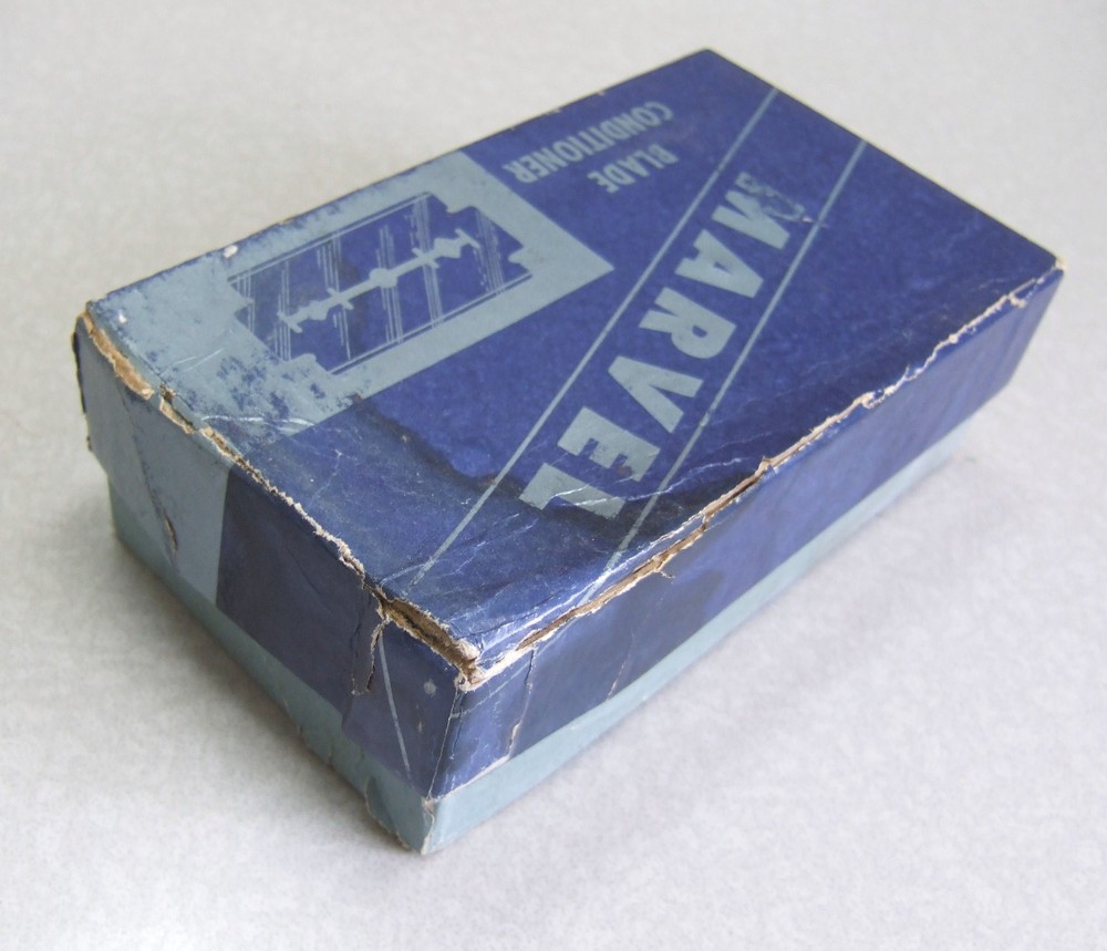Vintage Razor Blade Hone Stropper Conditioner NOS