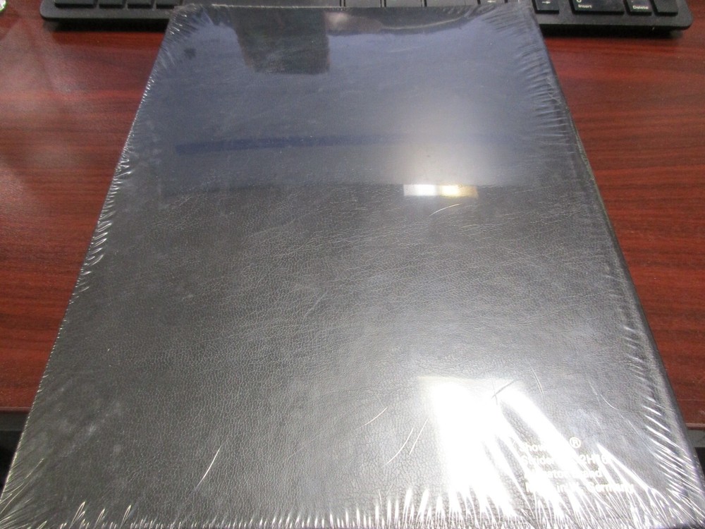 SHOWGARD STOCK BOOK #2H16, 32 WHITE PAGES BLACKCOVER NEW IN SHRINKWRAP FREESHIP!