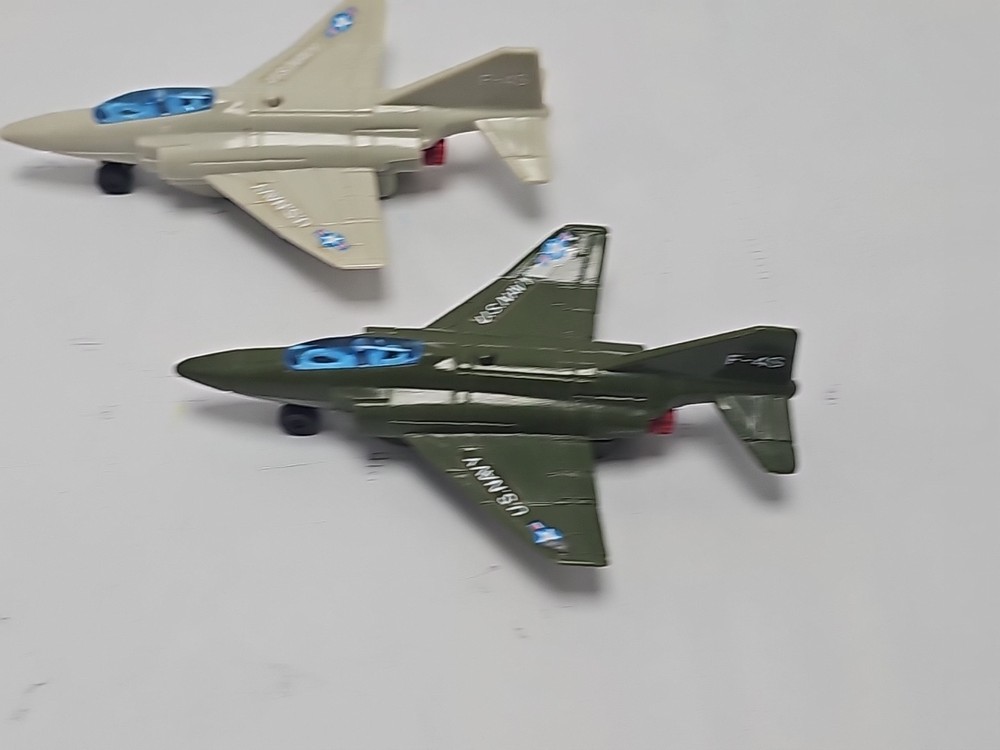 2 - 1990 Soma Pullback Airplane Lot