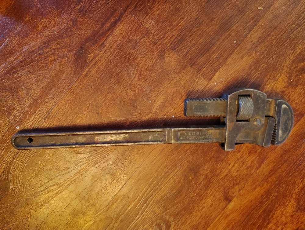 STILLSON WRENCH MOORE DROP FORGING CO. MORCO PIPE MONKEY WRENCH