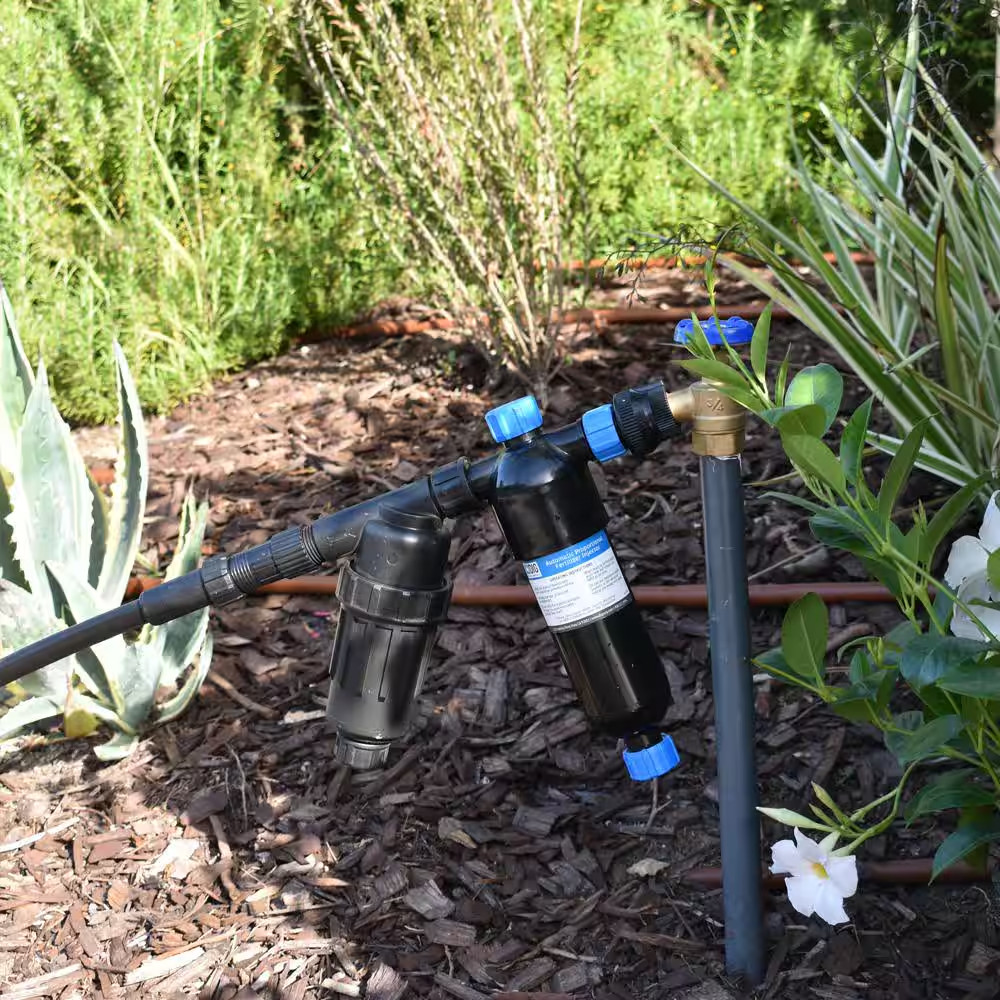 ¾ FHT X MHT Automatic Fertilizer Applicator/Injector With Backflow Device, 1