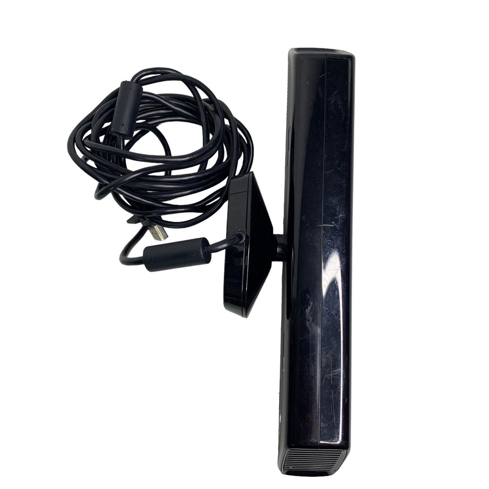 Microsoft Xbox 360 Kinect Sensor Model 1473 + 5 Games