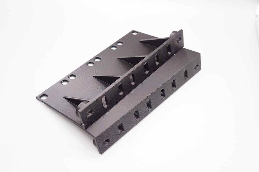 Simple Rack Ear Mounts (2-Pack) for Presonus NSB 16.8 AVB-Networked Digital