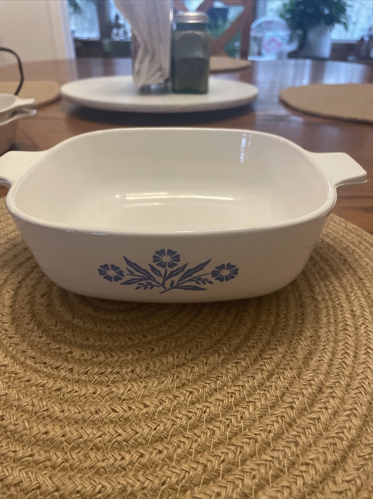 Corning Ware Blue Cornflower 1 Quart Casserole dish P-1-B