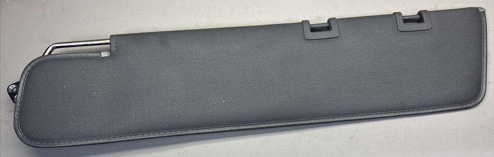 Replaces FREIGHTLINER CASCADIA 126 INTERIOR SUN VISOR