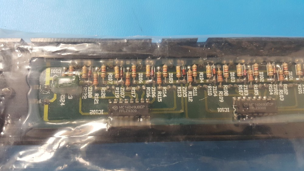 LED Indicators Panel Mount , K&H , FM-01, 5 VDC , 8 Led