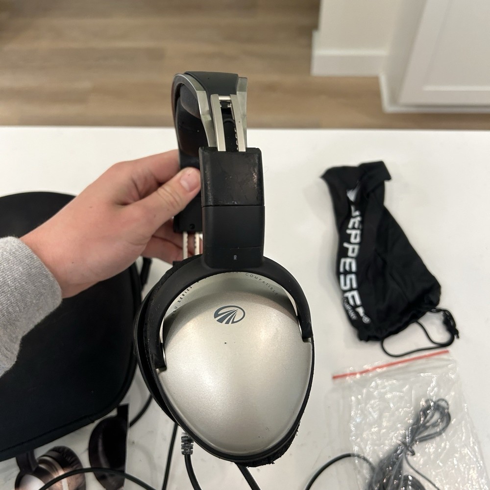 Lightspeed Zulu ANR Bluetooth Aviation Headset