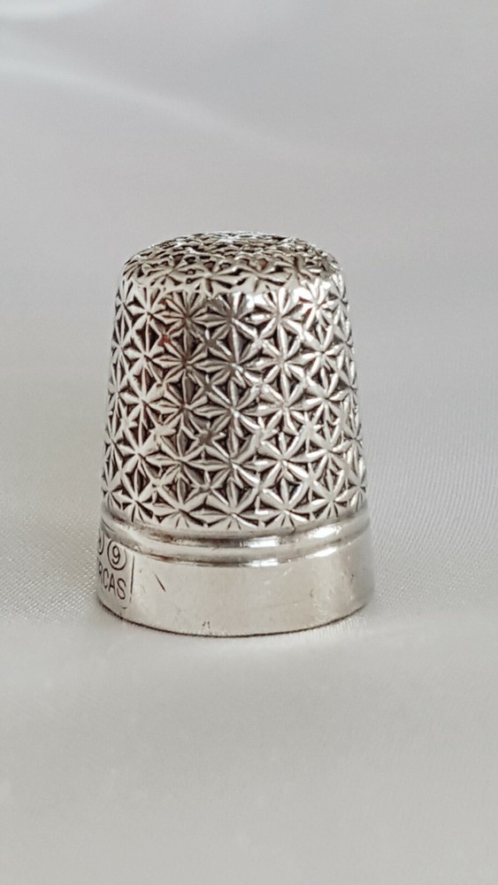 Silver THIMBLE ~ Charles Horner (CH) DORCAS ~ Size 9