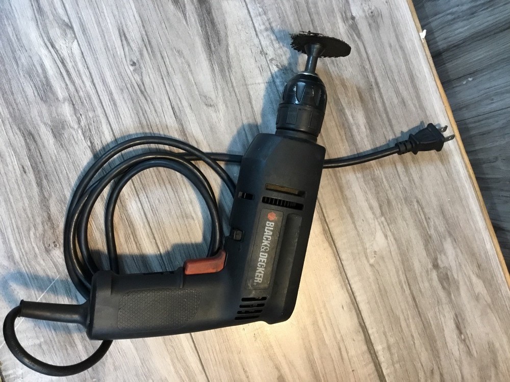 BLACK & DECKER DRILL DR220 (PSL030044)