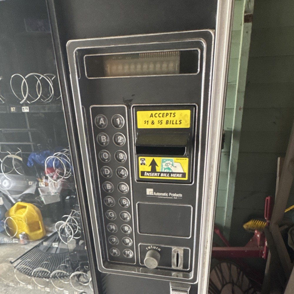 Automatic Products Snack Vending Machine Black Chips Candy $1 $5 Bill Acceptor