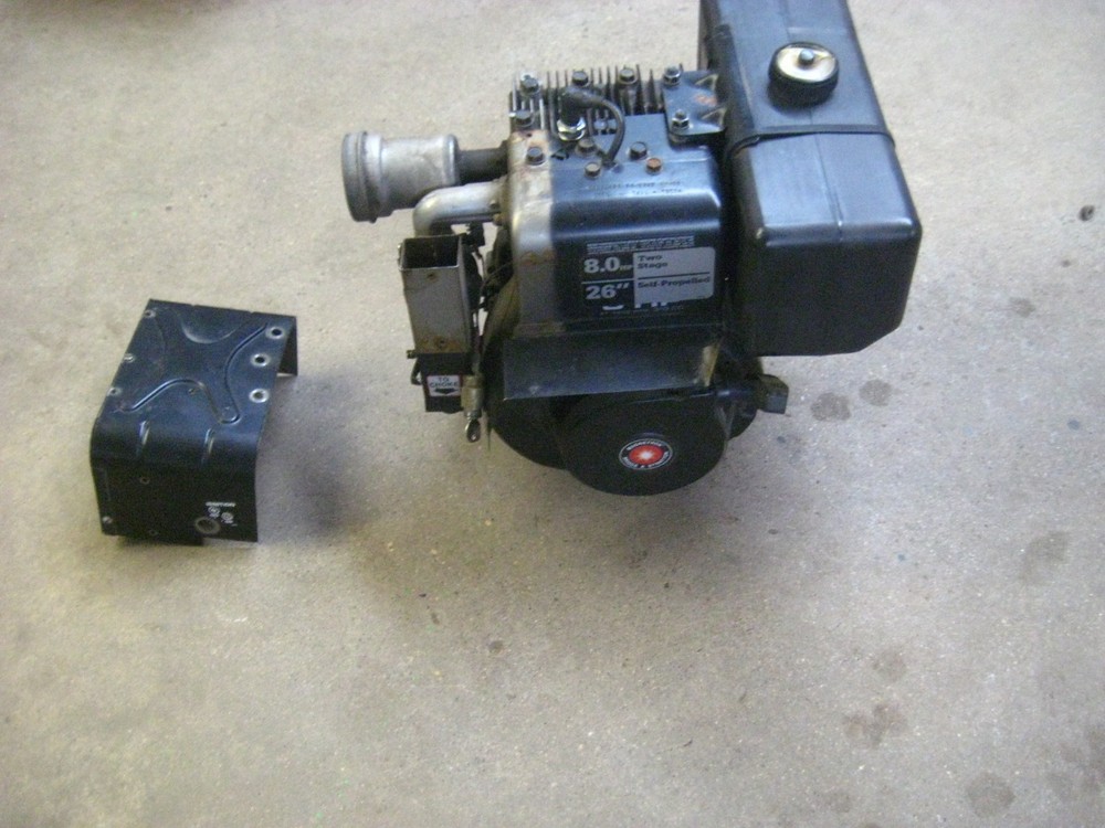Briggs & Stratton 8 hp Horizontal Shaft Engine From a Snowblower