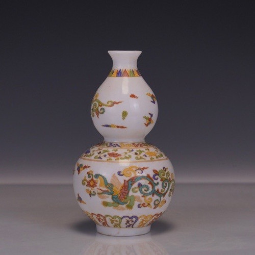 7" Chenghua Marked Doucai Porcelain beast Pattern gourd Flower Bottle Vase