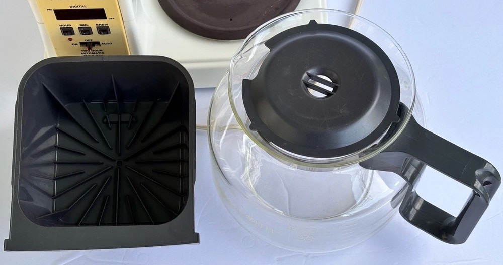 Model SRX-20 Mr Coffee 12 Cup Replacement Decanter Carafe & Square Filter