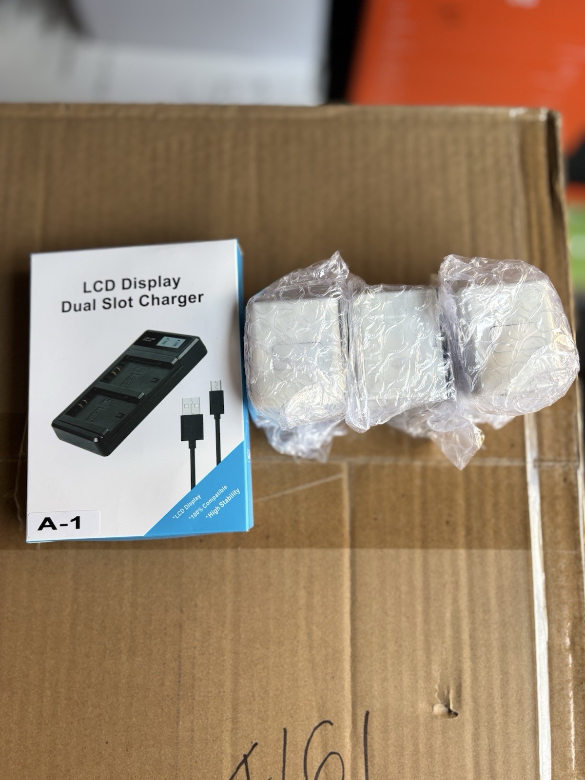 3-pack Batteries + Dual Battery Charger for Arlo Pro Arlo Pro 2 Security Camera