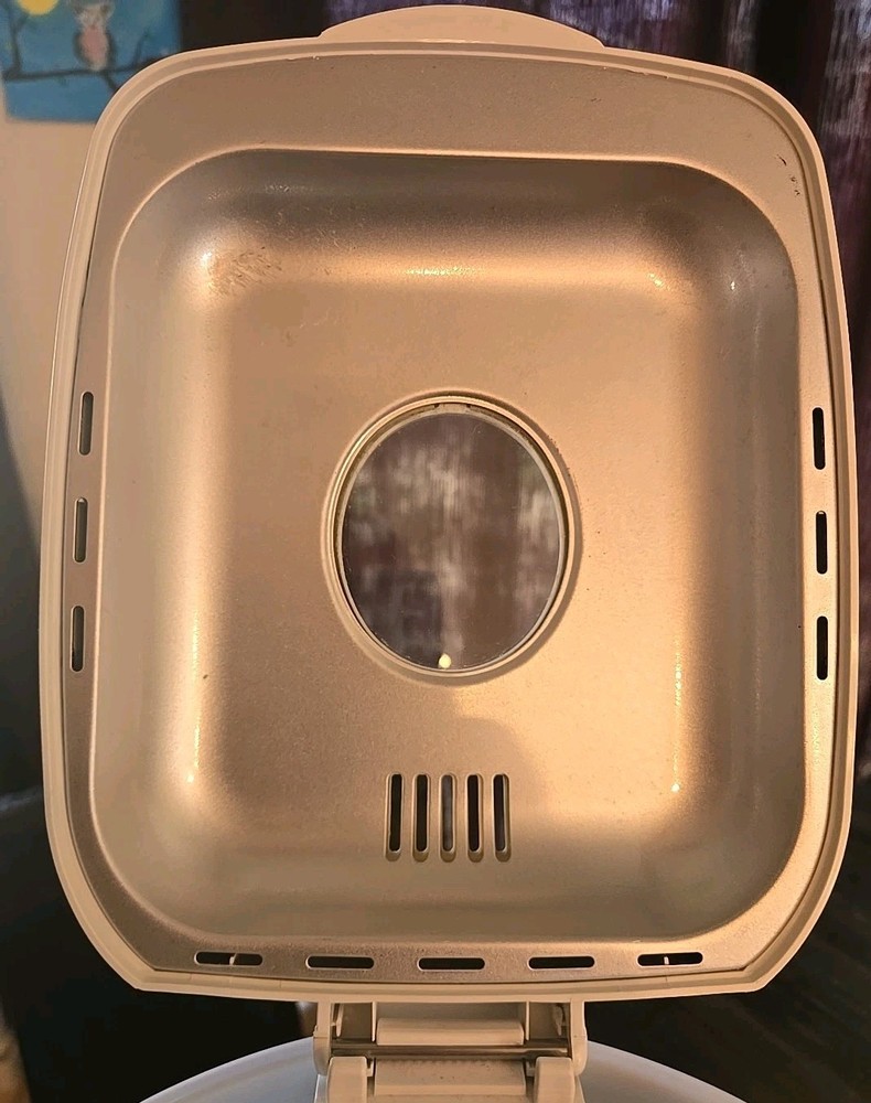 Zojirushi BB-HAC10 1-Pound-Loaf Programmable Mini Breadmaker Tested 1 Lb.