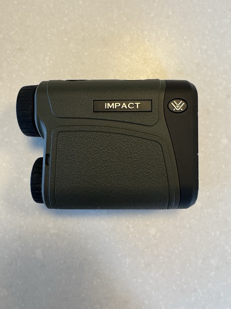 Vortex Impact 850 Rangefinder W/ Case