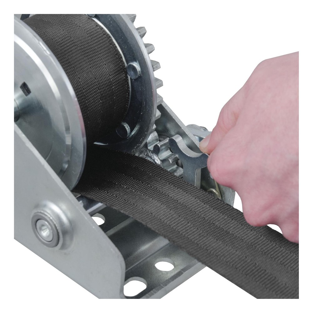 CURT Hand Winch 29433