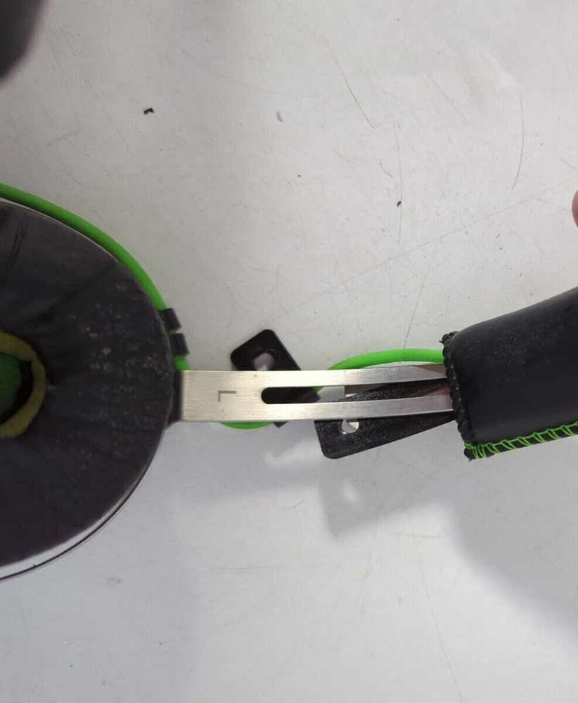 RAZER WIRELESS HEADPHONES - FULLY FUNCTIONAL