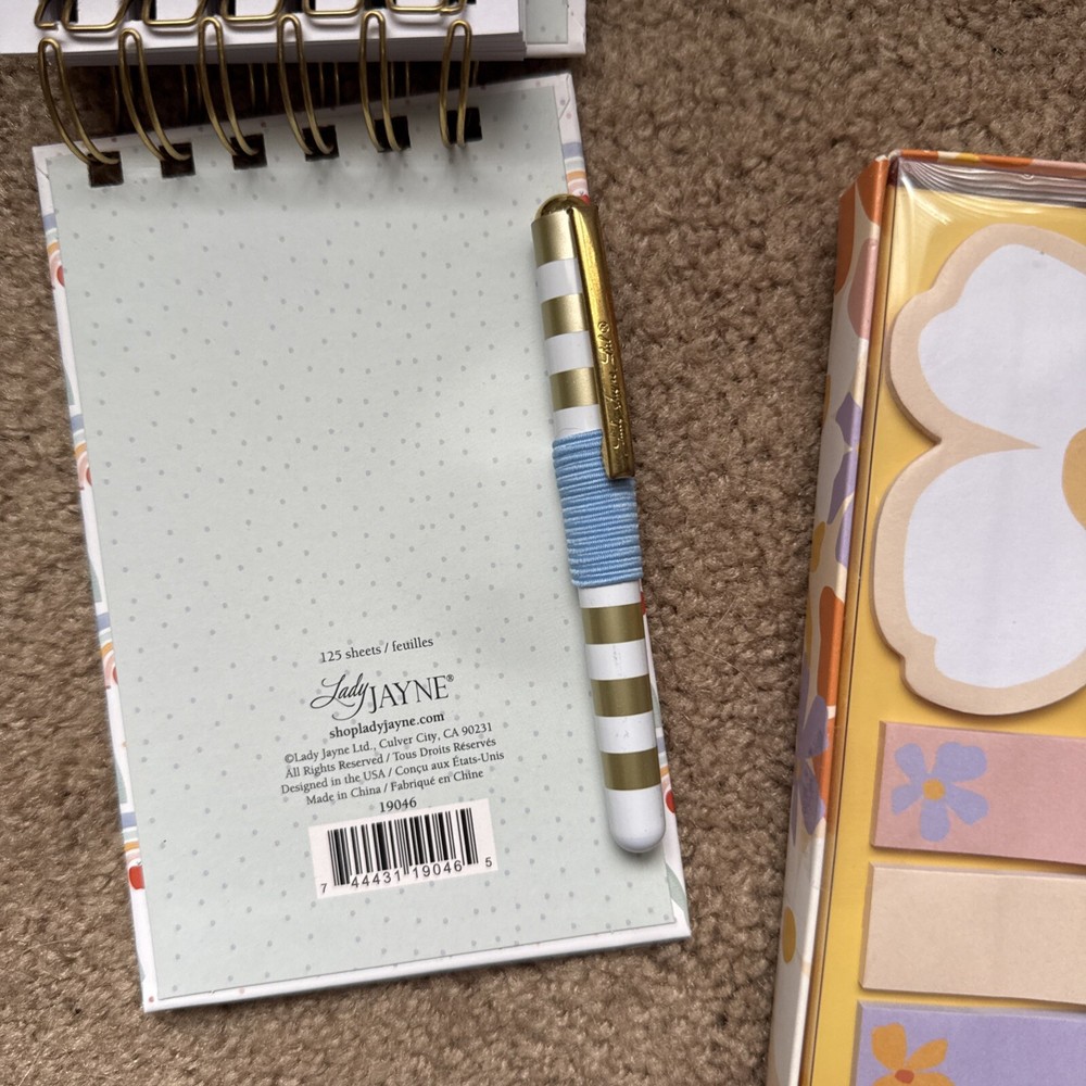 “Teachers Make The World Brighter” Notepad Stationary Set Sticky Notes New