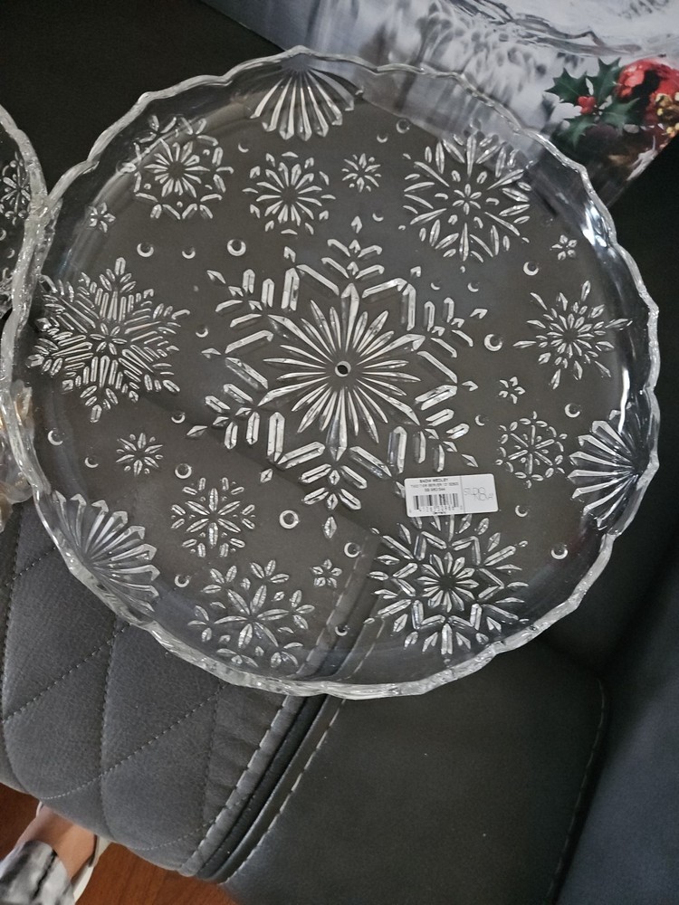 Vintage Studio Nova 2-Tier Server New In Box 10"