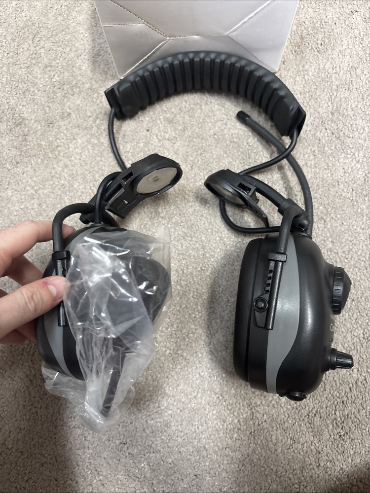 Elvex ConnecTunes Wireless Bluetooth Pairing Radio Headset - COM-660W