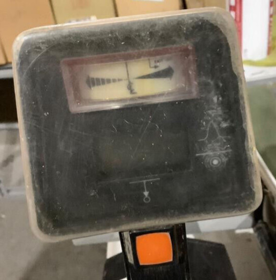 MetroTech Pipe & Cable Locator Model: METROTECH 810
