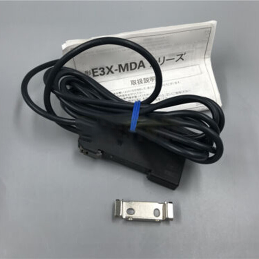 New For Omron E3X-MDA11 E3XMDA11 Photoelectric Switch Sensor
