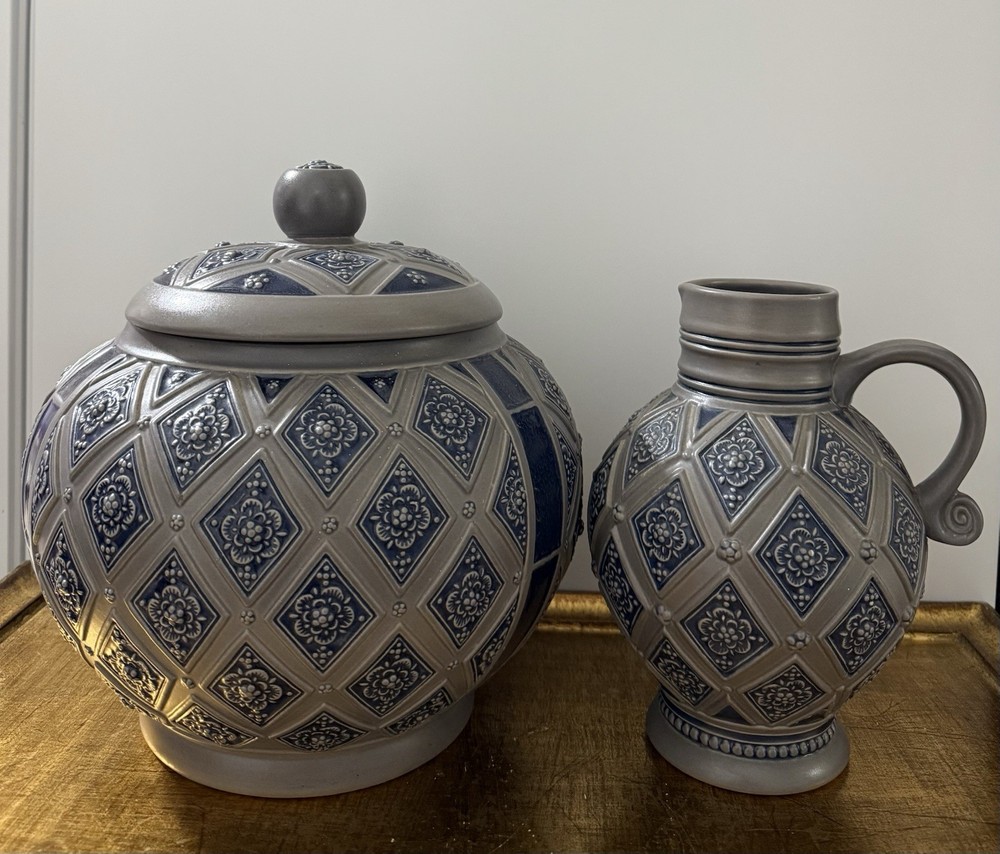 Gerz Germany ( Tureen & Pitcher )